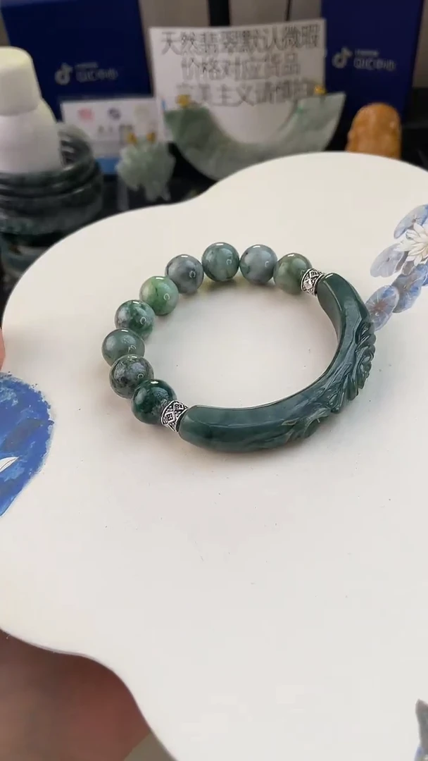 未镶嵌手链翡翠手工定制主默认微瑕播介绍为准