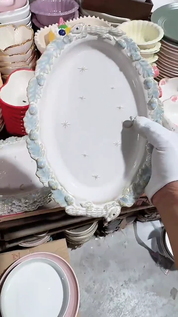 瓷片10英寸松鼠椭圆盘 微瑕凑满20元包邮