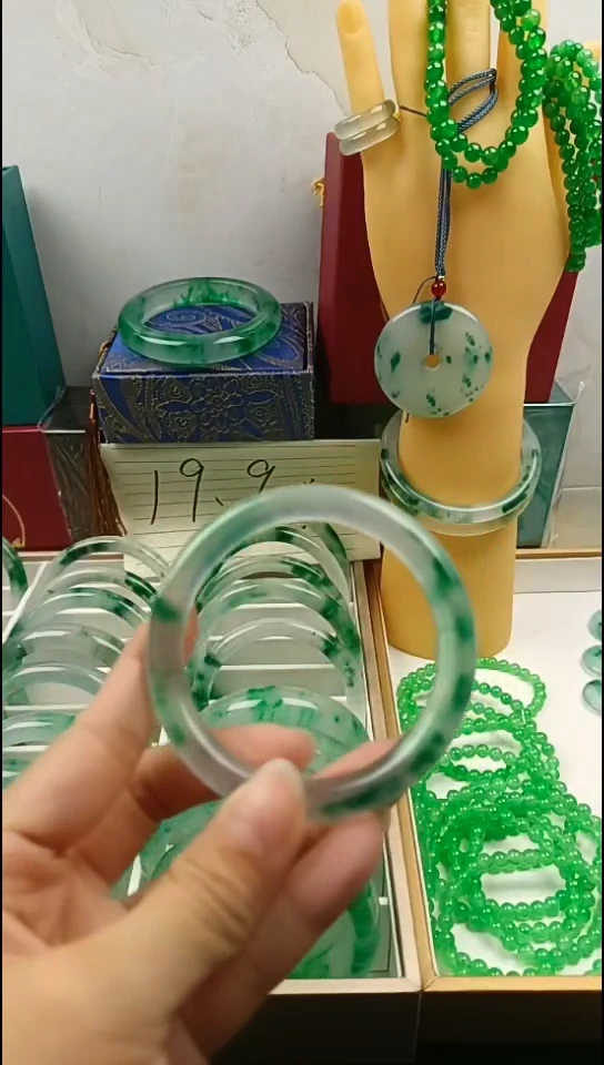 玛瑙/玉髓手镯未镶嵌手镯