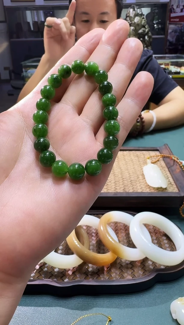 未镶嵌手链和田玉（碧玉）和田玉碧玉手串