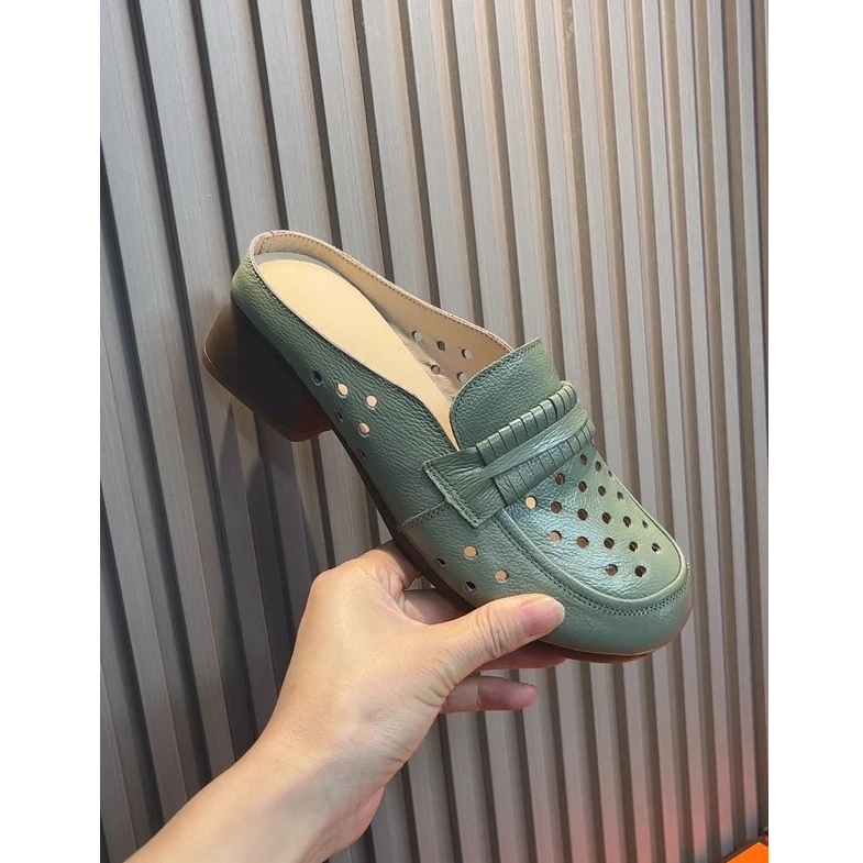 2025夏季时尚真皮包头半拖鞋女外穿低跟牛筋软底中年防滑妈妈凉鞋