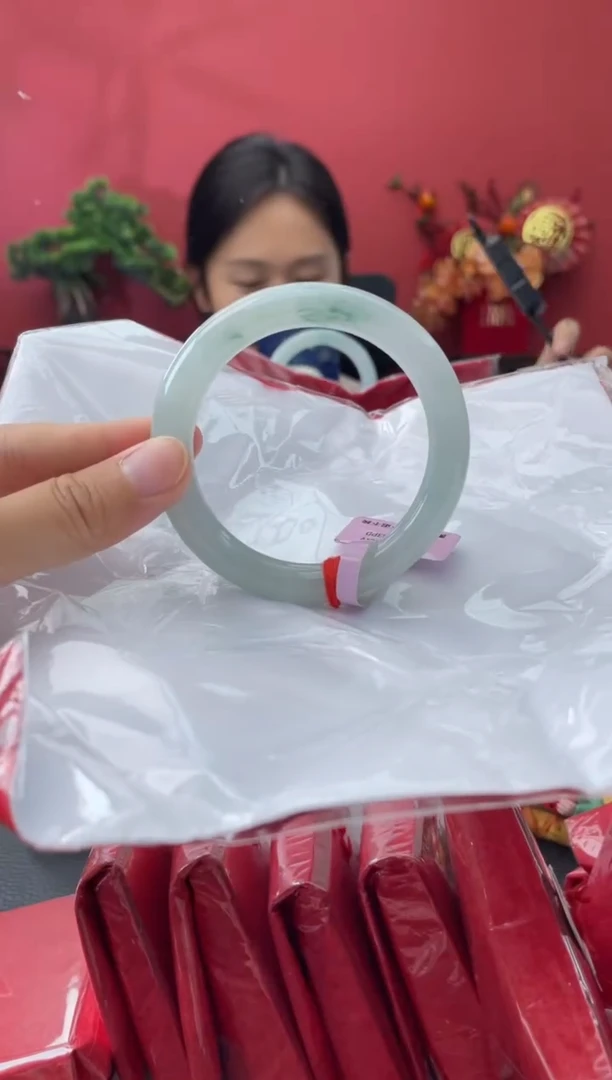 未镶嵌手镯翡翠1   54-56