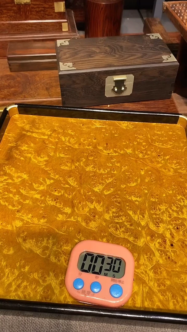 【闪购商品】香樟木木艺茶盘一个