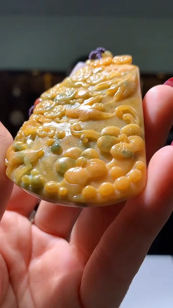 【闪购商品】定制翡翠未镶嵌1057hm-货挂件(赠珠链）50