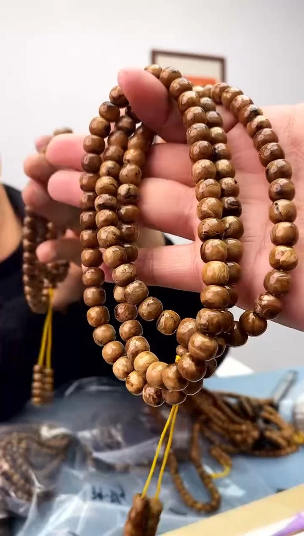 【闪购商品】琥珀珠宝奇石未镶嵌假一罚十，发一件