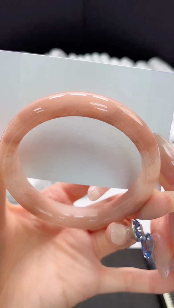 未镶嵌手镯石英质玉112-56