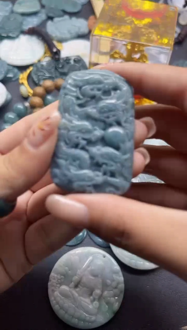 【闪购商品】翡翠颈饰未镶嵌翡翠