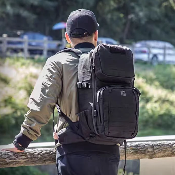 尔多君事 塔虎TT模块化作战背包 户外休闲徒步登山双肩背包22L