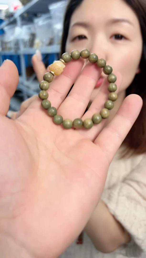 【闪购商品】维腊木（绿檀）凤九单圈