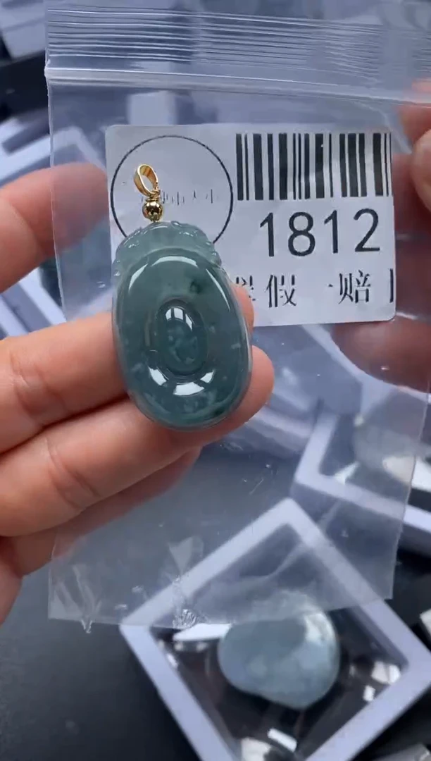吊坠(不含链)未镶嵌翡翠1812