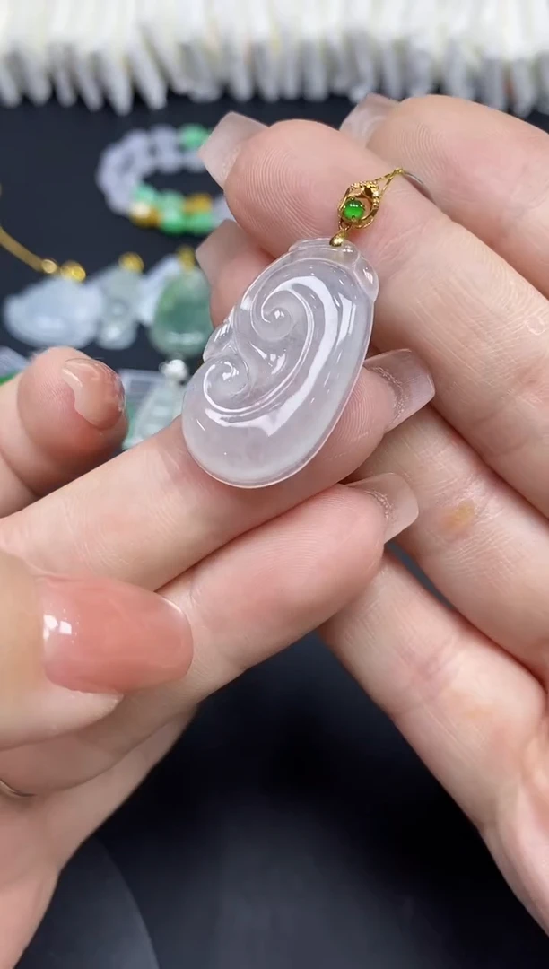 吊坠(不含链)18K金镶嵌翡翠如意18K金扣镶嵌@@CMT1033-1