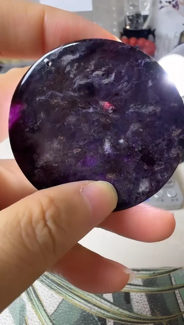 苏纪石（舒俱来）未镶嵌颈饰矿坑