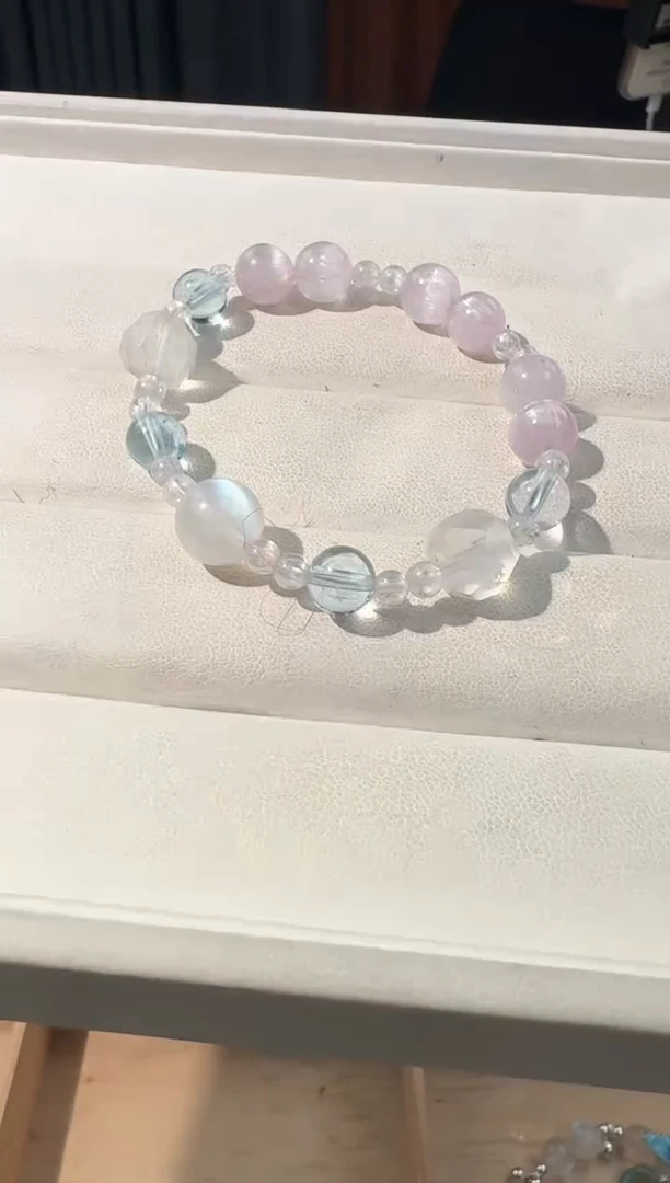 【闪购商品】锂辉石手串未镶嵌紫锂辉托帕蓝月款