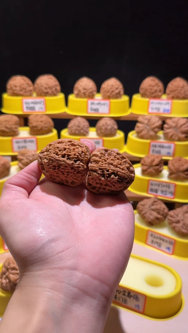 40全家福南疆石 尖小修【138不面试，178面试】