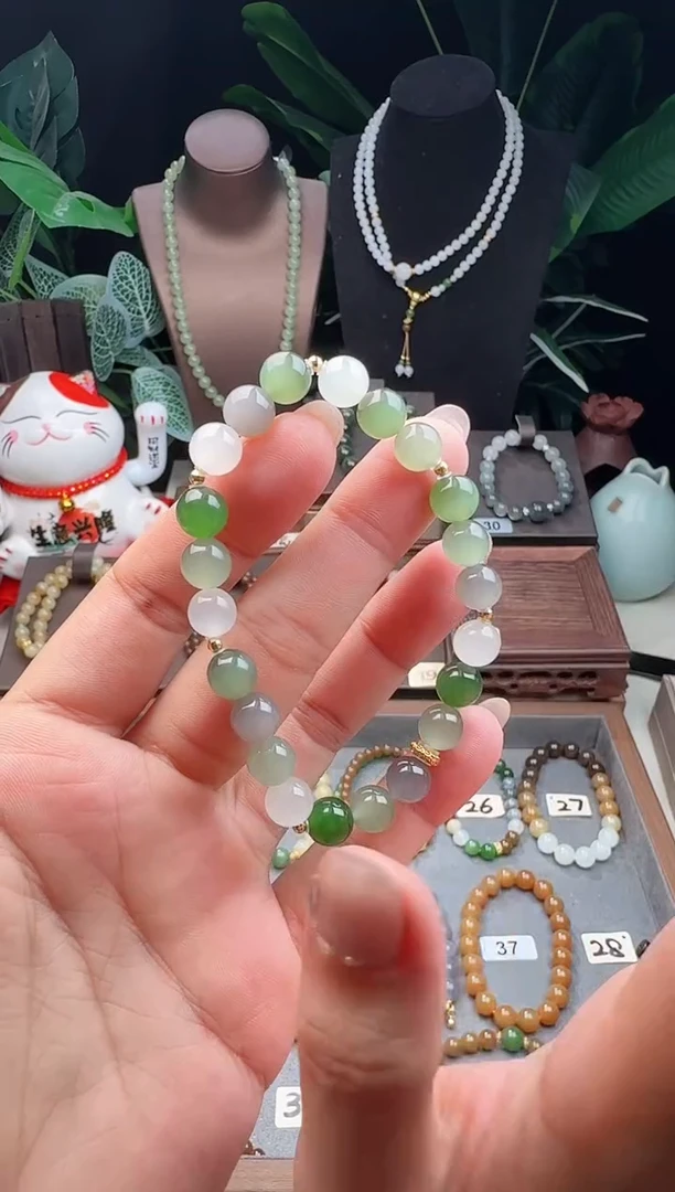 未镶嵌手链和田玉精品8m猫眼多宝手串