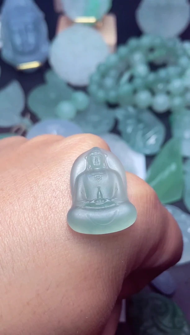 未镶嵌定制翡翠翡翠