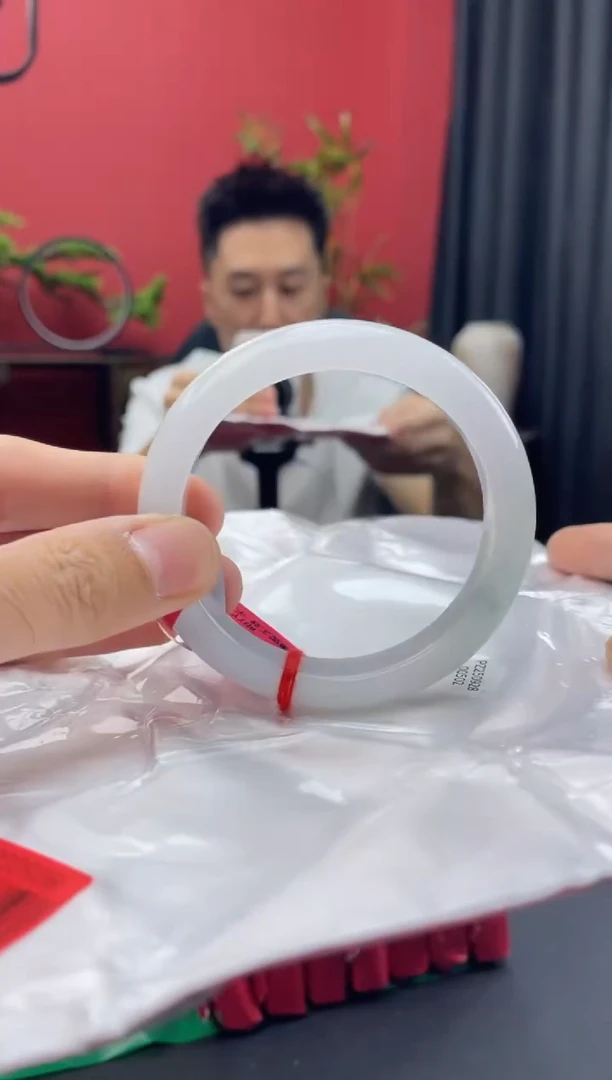 未镶嵌手镯翡翠6