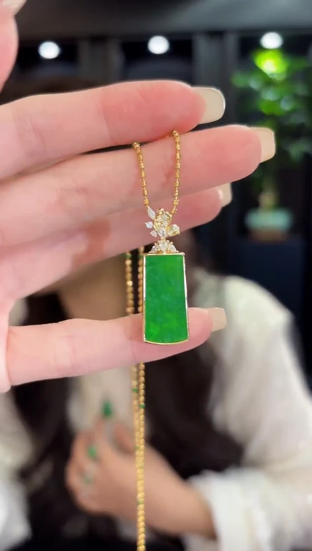 吊坠(不含链)未镶嵌翡翠w缅料A货/多样性发货/一件