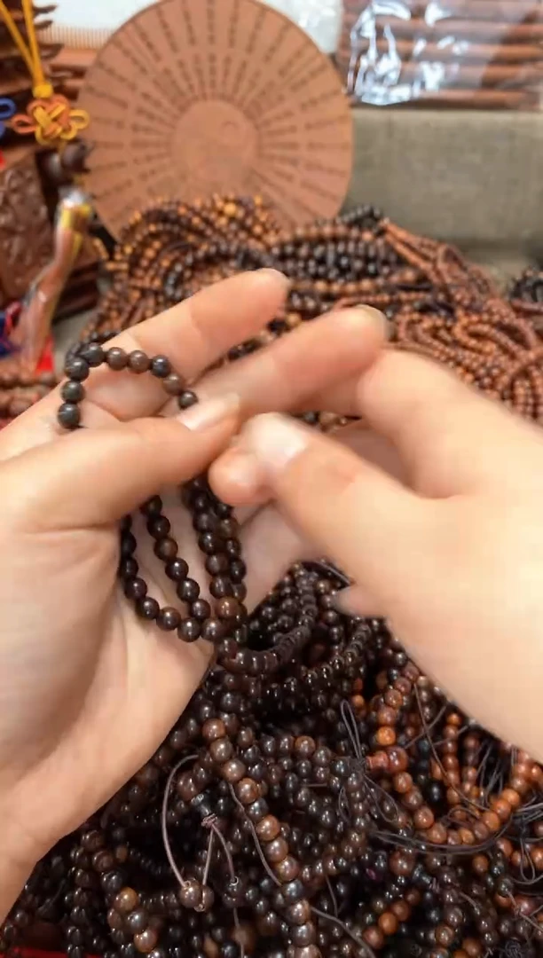 【闪购商品】木枣木玉化108 0.6手串随机发货