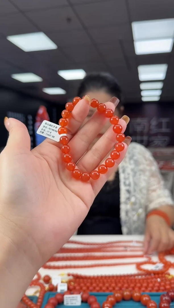 未镶嵌珠串南红玛瑙8mm/多样发其一/20322001399