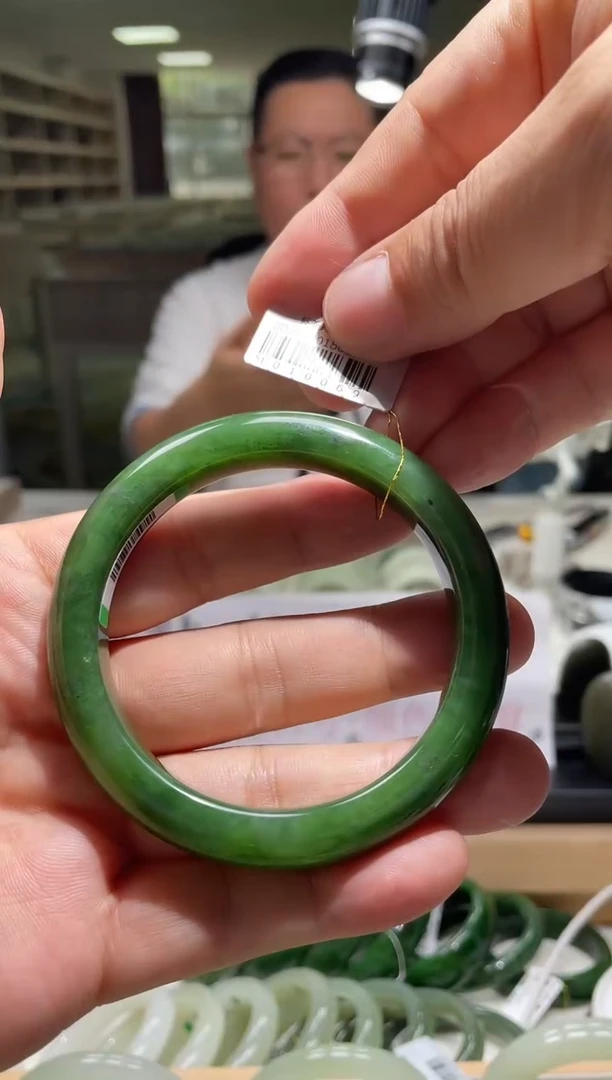 未镶嵌手镯和田玉60-61圈口 0069