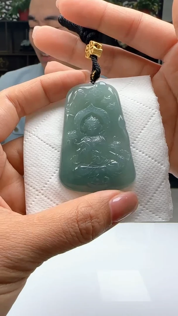 【闪购商品】翡翠颈饰未镶嵌天然翡翠A货吊坠