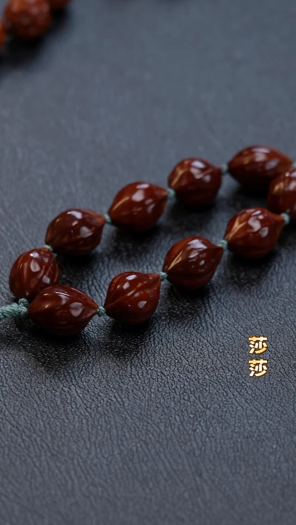 吊坠橄榄核金*峰橄榄核