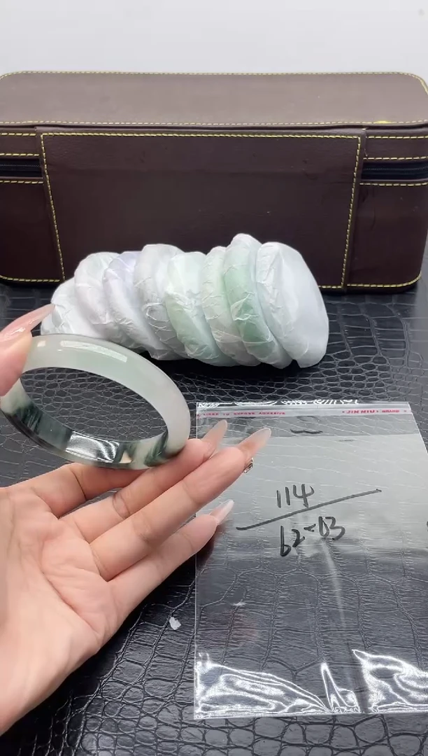 114手镯所见即所得拍啥发啥