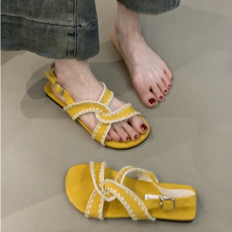 LBJ-C788民族风平底凉鞋女2025年夏季配裙子交叉露趾罗马沙滩凉鞋