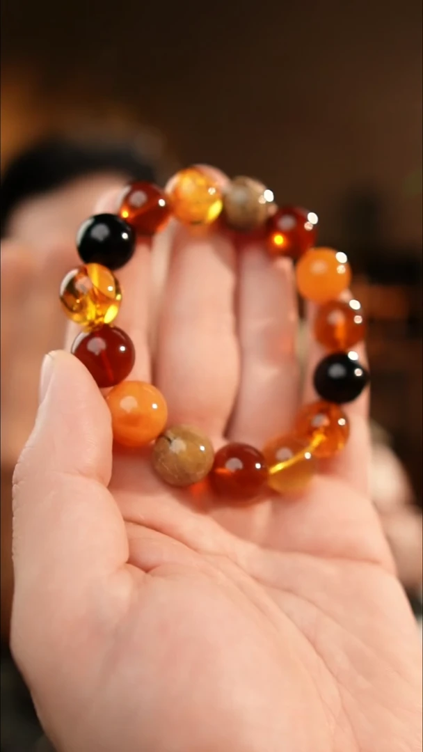 琥珀颈饰未镶嵌13+多宝手串