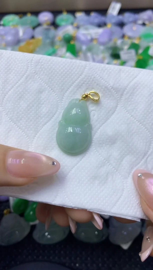 颈饰未镶嵌翡翠天然缅甸翡翠A货