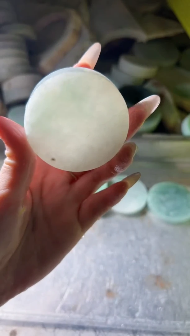 翡翠未镶嵌颈饰翡翠A货小蒋140