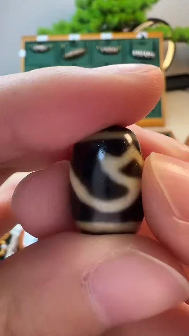 玛瑙/玉髓（覆膜）颈饰未镶嵌49（微瑕随机发货）