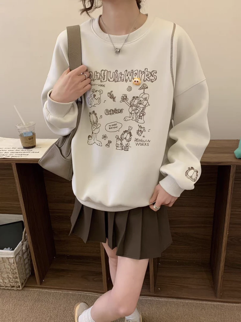 ⭐ 春季新款简约线条加菲猫刺绣麻丝圆领卫衣