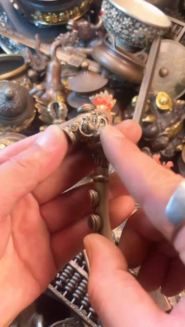 精美铜器点击下单