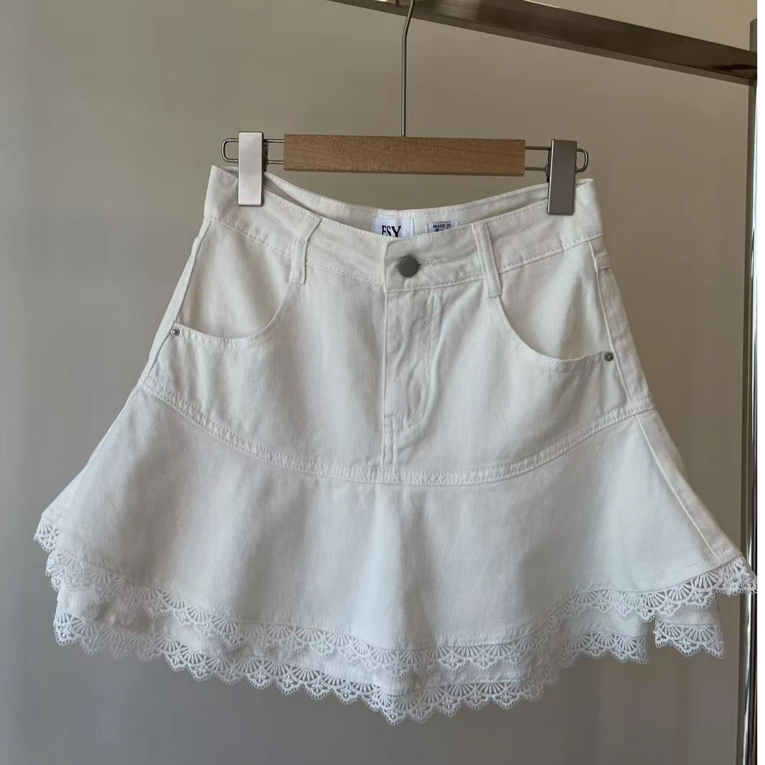 【春日融雪】       蕾丝拼接牛仔短裙                    61MY610