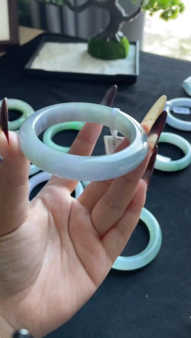 未镶嵌手镯翡翠三天鉴赏期