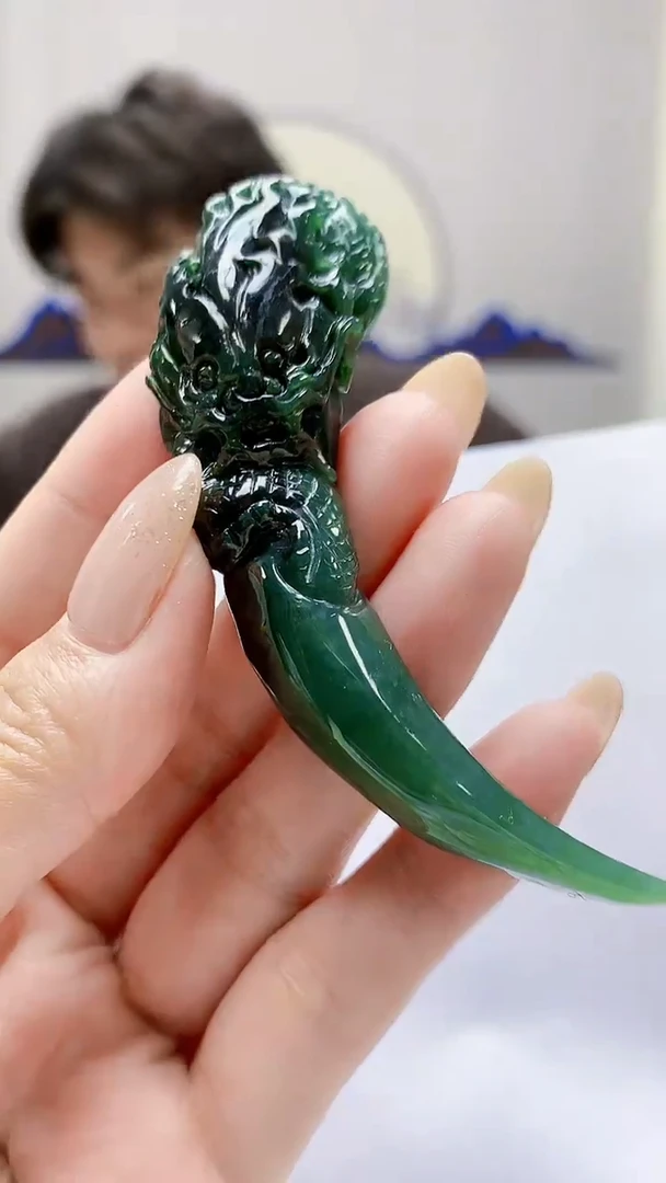 未镶嵌定制翡翠5145MM-毛货挂件48