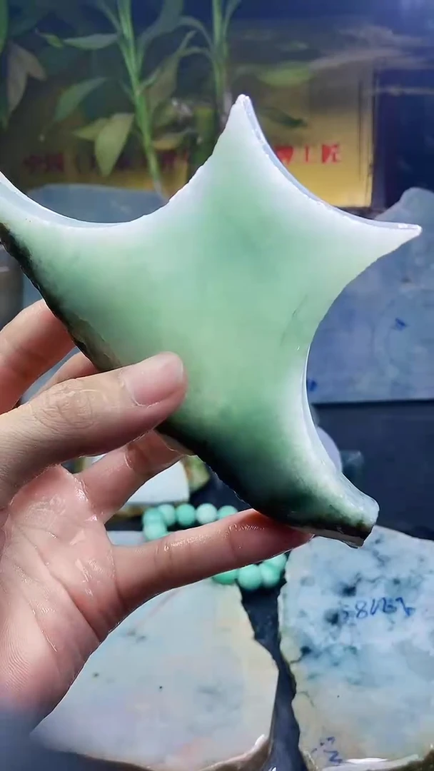 未镶嵌挂件翡翠小雨56