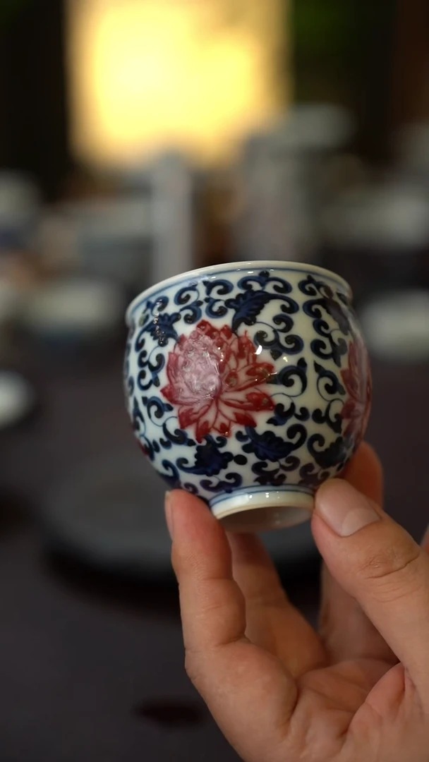 66号景德镇全手工手绘青花釉里红龙蛋杯