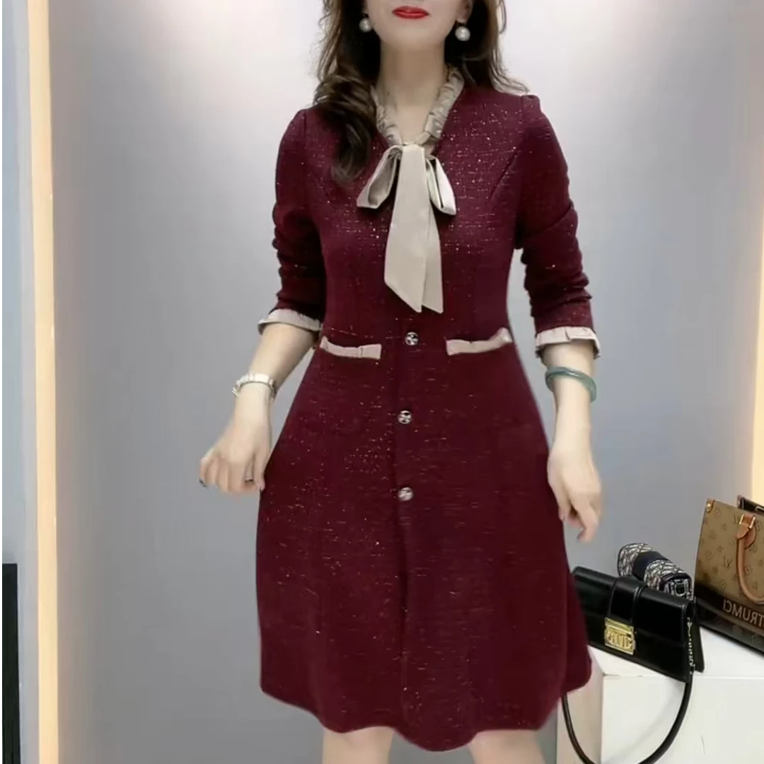 显瘦时尚长袖连衣裙女装重工针织长款气质时尚百搭秋冬连衣裙