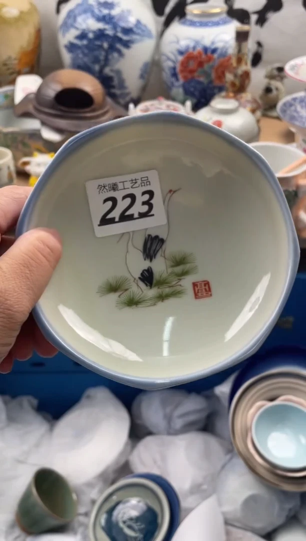 【闪购商品】瓷片223然曦海外工艺品。。。
