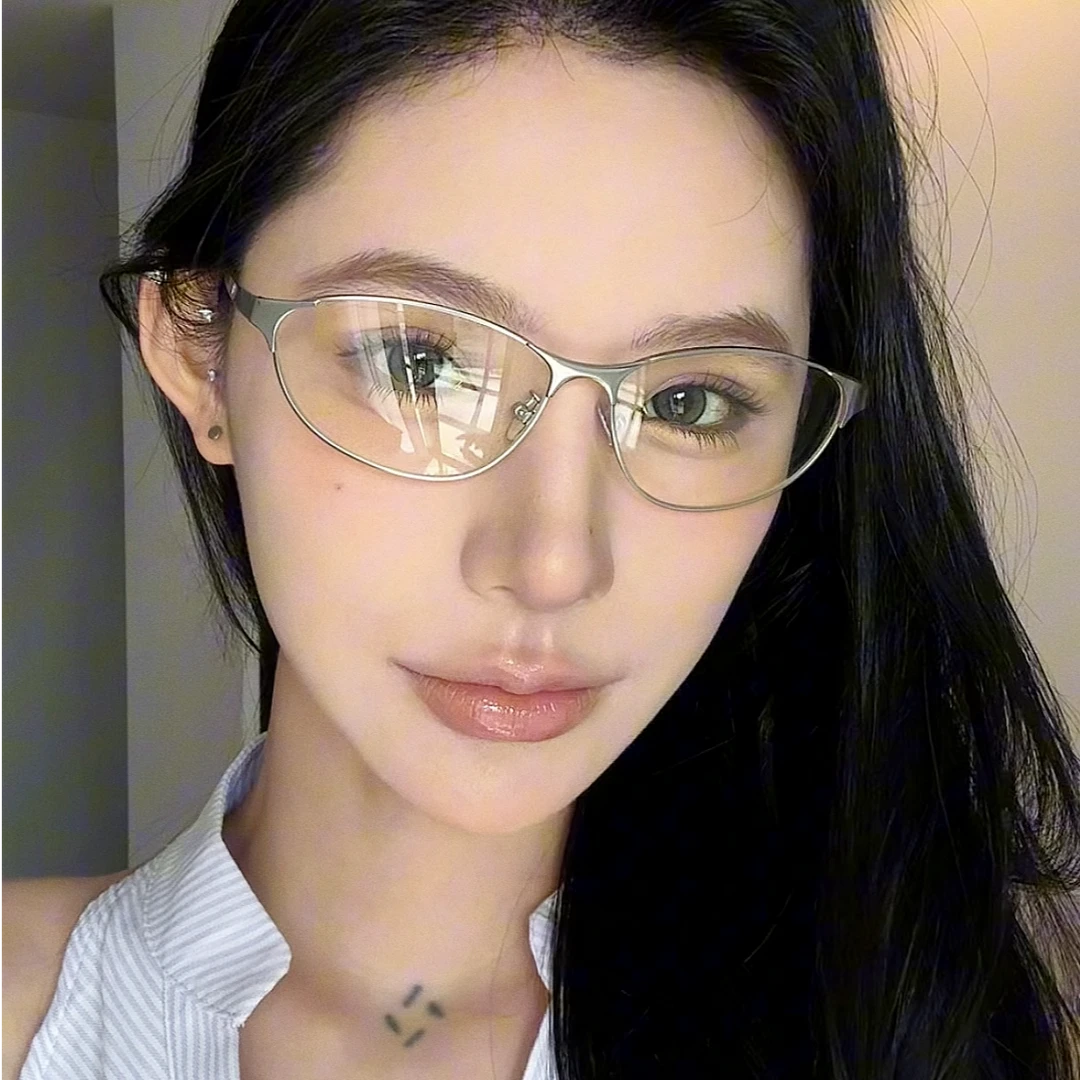 美式复古猫眼高智氛围感女金属银色眼镜框素颜方圆脸显瘦可配近视