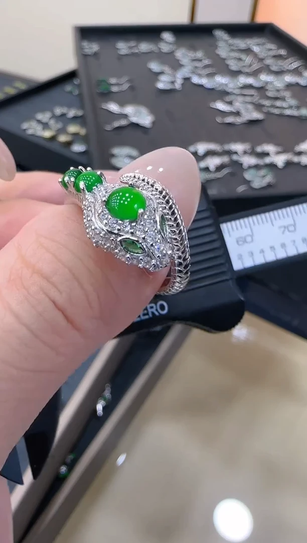 【闪购商品】翡翠戒指银S925镶嵌团购多样性发一件