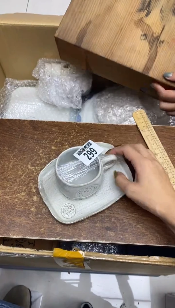 瓷片雪**姐隆莲瓷器欢迎大家