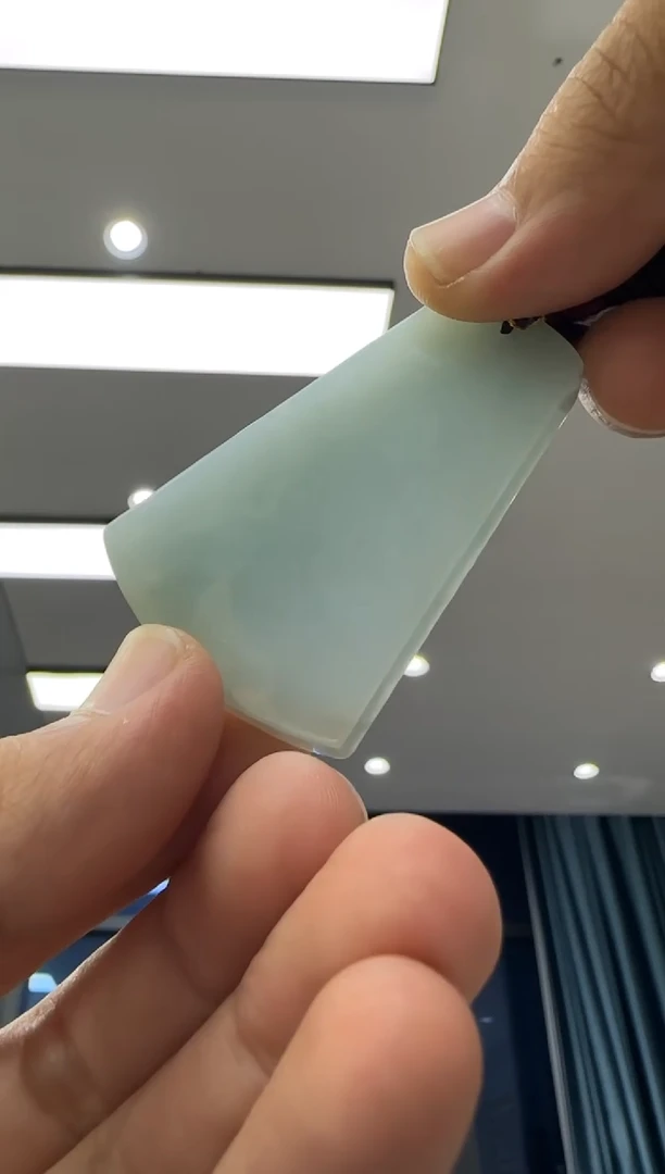 颈饰未镶嵌翡翠天然翡翠A货孤品一件
