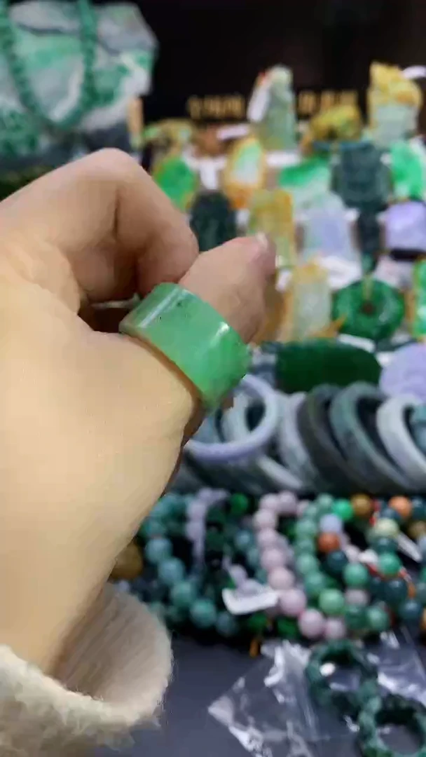 颈饰未镶嵌翡翠天然缅甸a货翡翠19.3圈口