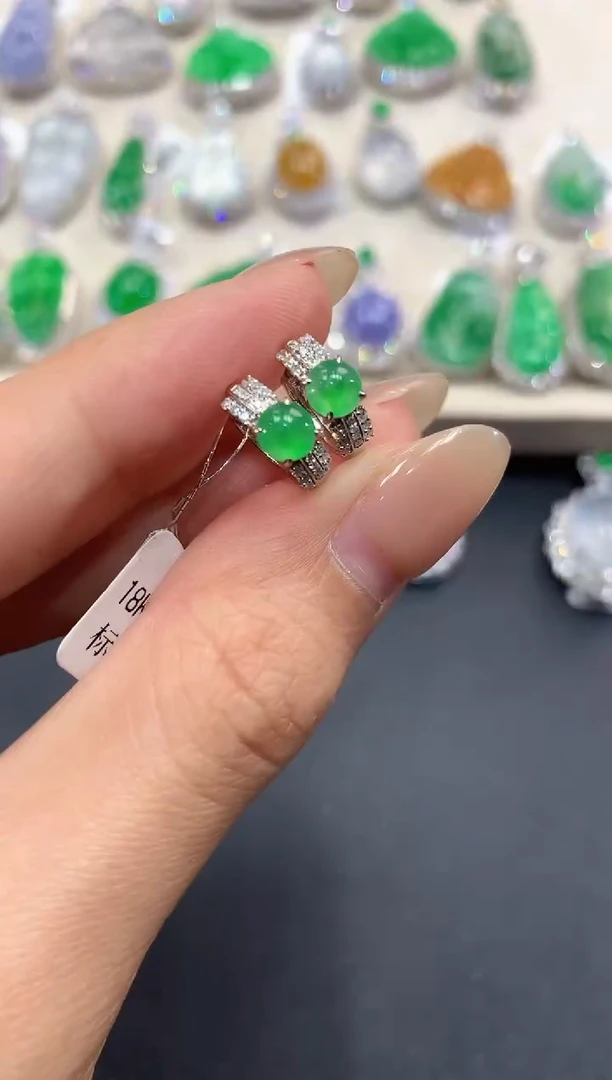 【闪购商品】翡翠耳饰18K金镶嵌a137