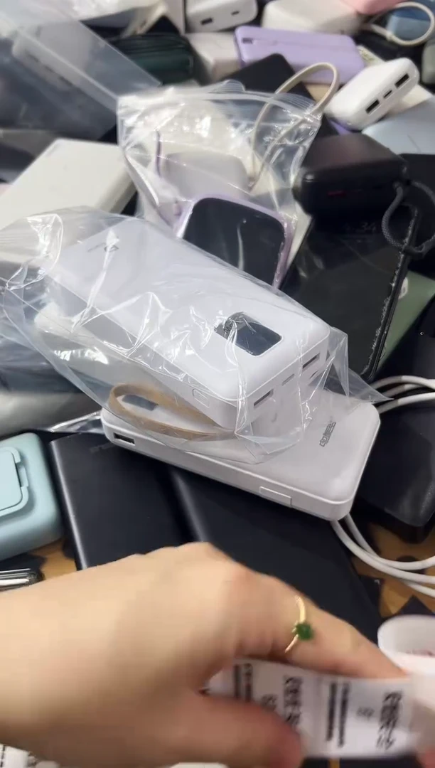 1m奔*头精品数码数据线 以直播间展示为主