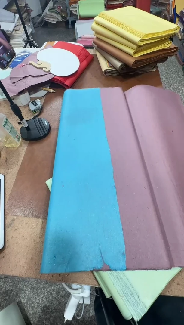 34*138慕绒紫珠光槽底皮纸50张